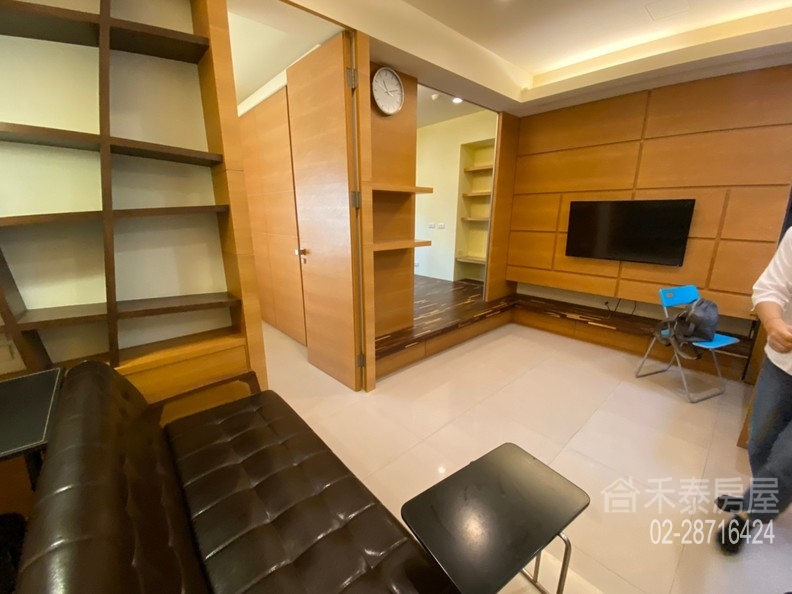 台北租屋-承德路四段